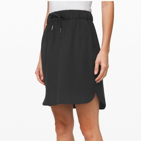 lululemon athletica Dresses & Skirts - Lululemon Athletica On The Fly Skirt